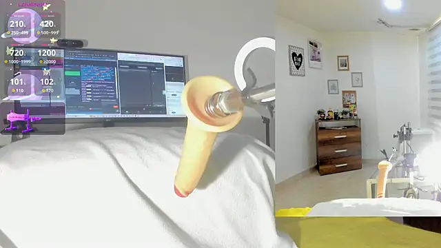 sofi velez online show from November 2025 05:29:02 PM