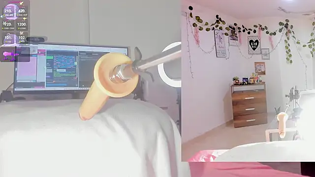 sofi velez online show from November 2025 05:01:02 PM