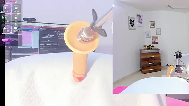 sofi velez online show from October 2025 05:28:01 PM