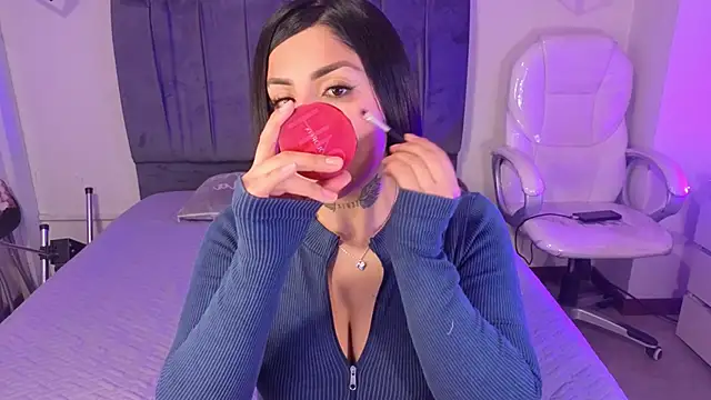 Catalinaa martinez online show from November 2025 03:17:02 AM