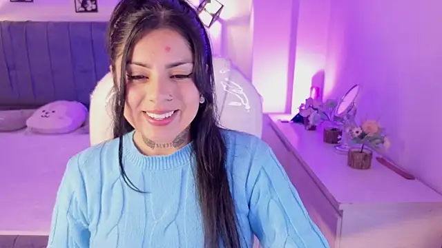 Snapshot of Catalinaa_martinez chatting on October 2025 02:56:01 AM Catalinaa martinez online show from October 2025 02:56:01 AM