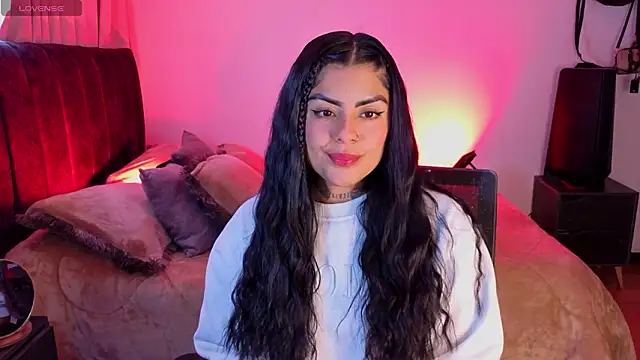 Catalinaa martinez online show from February 2026 07:02:01 PM