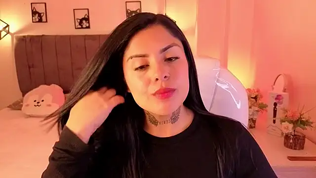 Snapshot of Catalinaa_martinez chatting on October 2025 02:57:02 AM Catalinaa martinez online show from October 2025 02:57:02 AM