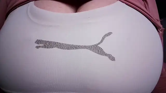 AnnyelinnaLove online show from January 2026 03:45:01 AM