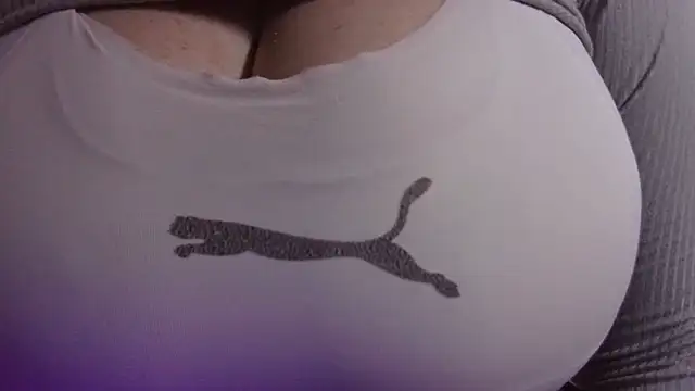 AnnyelinnaLove online show from November 2025 05:45:01 AM