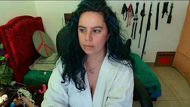 Snapshot of elektra_32 chatting on February 2025 04:37:02 AM elektra 32 online show from February 2025 04:37:02 AM