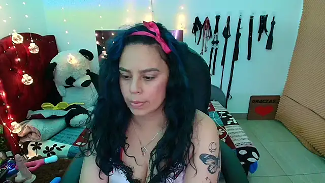 Snapshot of elektra_32 chatting on February 2025 04:47:01 AM elektra 32 online show from February 2025 04:47:01 AM