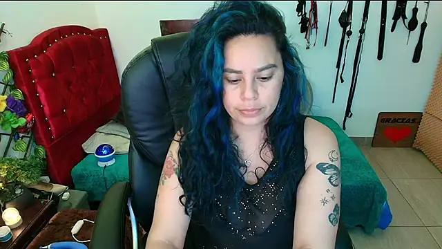Snapshot of elektra_32 chatting on March 2025 04:32:02 AM elektra 32 online show from March 2025 04:32:02 AM