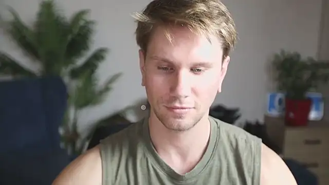 kevin-park online show from December 2025 06:42:01 PM