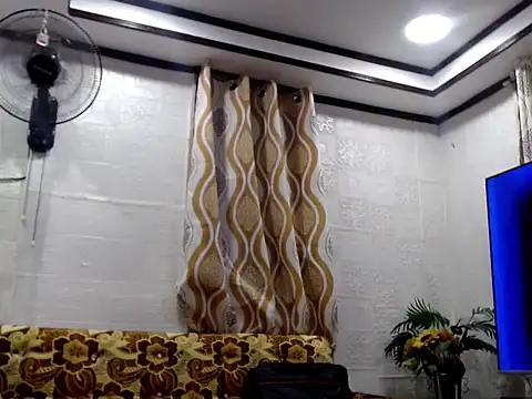 alondra marie23 online show from September 2025 10:21:02 AM