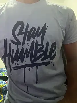 sara-boy online show from March 2026 11:47:02 PM