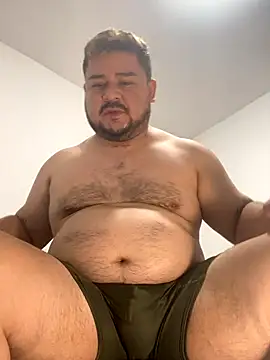 Snapshot of oso_dirty_ chatting on October 2025 05:47:02 PM oso dirty online show from October 2025 05:47:02 PM