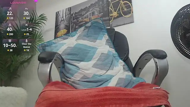 Snapshot of oso_dirty_ chatting on March 2025 08:42:02 PM oso dirty online show from March 2025 08:42:02 PM