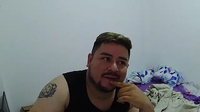 Snapshot of oso_dirty_ chatting on September 2025 04:06:02 PM oso dirty online show from September 2025 04:06:02 PM