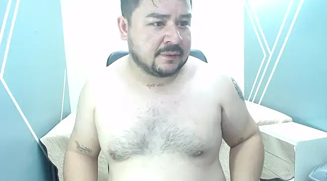 Snapshot of oso_dirty_ chatting on March 2025 05:43:02 PM oso dirty online show from March 2025 05:43:02 PM