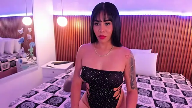 sofia castrillon online show from September 2025 12:33:01 PM