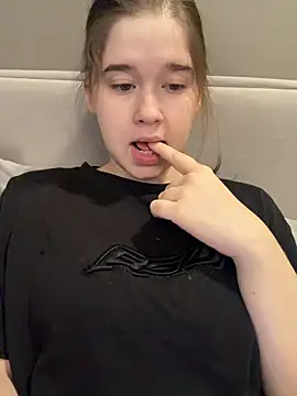 HornyGirlH online show from March 2026 05:23:02 AM