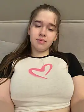 HornyGirlH online show from May 2026 05:55:01 AM