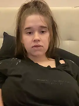 Snapshot of HornyGirlH chatting on February 2025 03:56:01 AM HornyGirlH online show from February 2025 03:56:01 AM