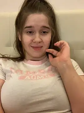 Snapshot of HornyGirlH chatting on March 2025 12:54:02 AM HornyGirlH online show from March 2025 12:54:02 AM