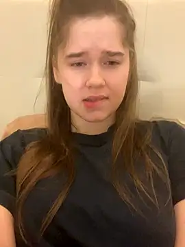 Snapshot of HornyGirlH chatting on October 2025 01:26:02 AM HornyGirlH online show from October 2025 01:26:02 AM