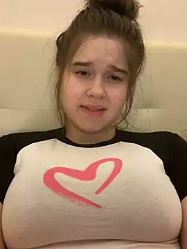 Snapshot of HornyGirlH chatting on February 2025 12:08:02 AM HornyGirlH online show from February 2025 12:08:02 AM