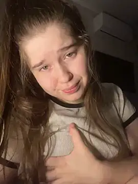 Snapshot of HornyGirlH chatting on November 2025 02:27:01 AM HornyGirlH online show from November 2025 02:27:01 AM