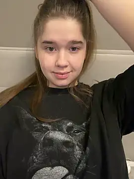 HornyGirlH online show from March 2026 02:34:01 AM