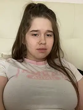 Snapshot of HornyGirlH chatting on March 2025 09:34:02 AM HornyGirlH online show from March 2025 09:34:02 AM