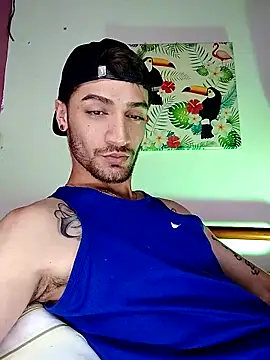 iamxandertv online show from November 2025 06:01:02 PM