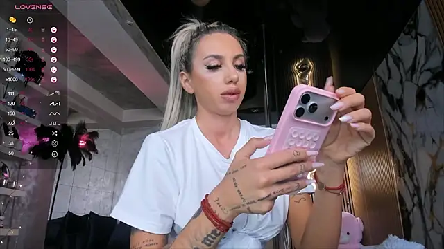 LisaAkira online show from March 2026 07:37:02 AM