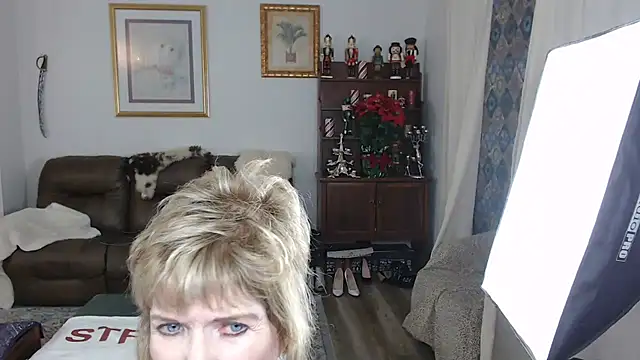 SindeeDix online show from November 2025 03:12:01 PM