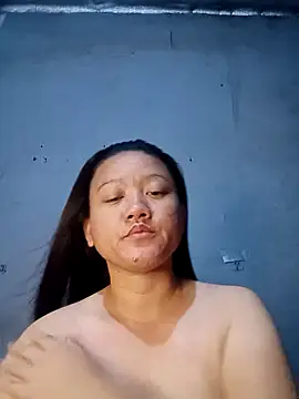 Snapshot of Urchanel chatting on February 2025 01:05:01 PM Urchanel online show from February 2025 01:05:01 PM