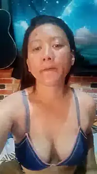 Snapshot of Urchanel chatting on March 2025 01:49:01 AM Urchanel online show from March 2025 01:49:01 AM