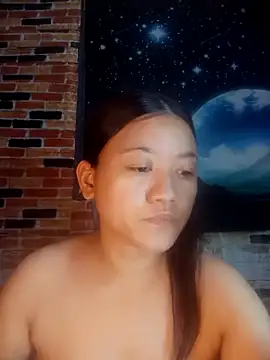 Urchanel online show from April 2026 01:35:02 PM