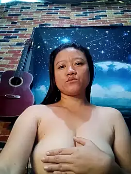 Snapshot of Urchanel chatting on February 2025 12:38:02 AM Urchanel online show from February 2025 12:38:02 AM