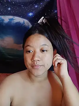 Snapshot of Urchanel chatting on July 2026 11:35:02 PM Urchanel online show from July 2026 11:35:02 PM