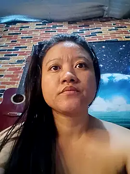 Snapshot of Urchanel chatting on February 2025 10:51:02 PM Urchanel online show from February 2025 10:51:02 PM