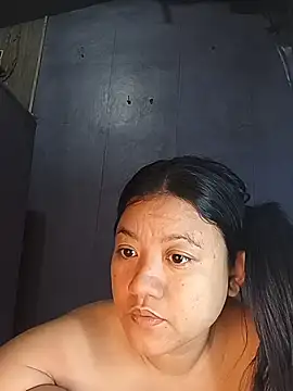 Urchanel online show from December 2025 10:23:01 PM