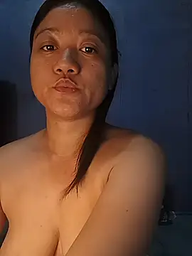 Urchanel online show from November 2025 10:35:02 PM