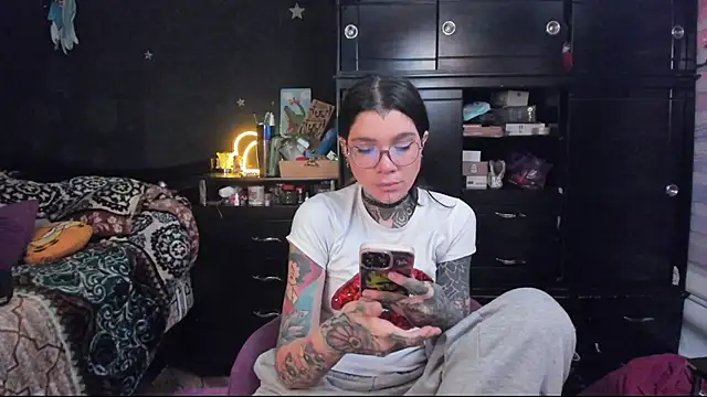 Snapshot of Lilmarieee chatting on March 2025 10:10:02 PM Lilmarieee online show from March 2025 10:10:02 PM