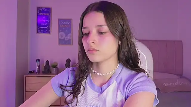 Amaia Daniells online show from November 2025 03:43:01 AM