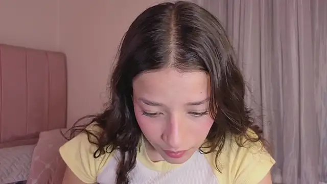 Amaia Daniells online show from December 2025 04:13:02 AM