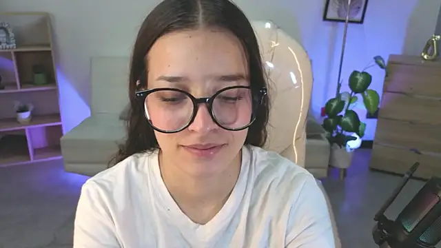 Amaia Daniells online show from February 2026 12:32:01 PM