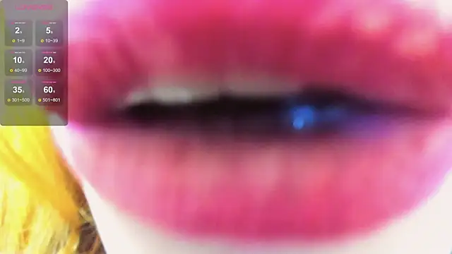 Snapshot of softlysoftlyasbeauty chatting on December 2025 02:44:01 PM softlysoftlyasbeauty online show from December 2025 02:44:01 PM