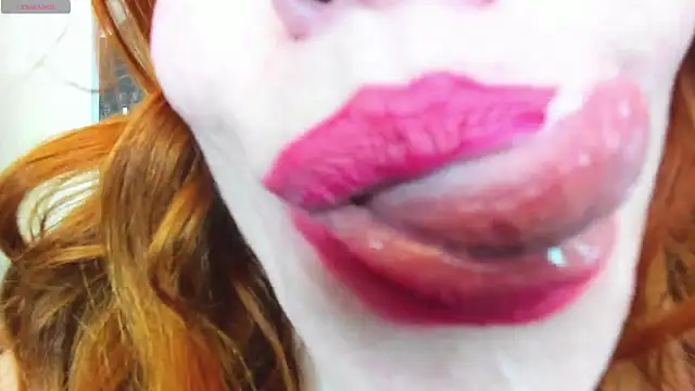 Snapshot of softlysoftlyasbeauty chatting on February 2025 02:16:01 PM softlysoftlyasbeauty online show from February 2025 02:16:01 PM