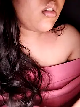 Snapshot of Annerae chatting on October 2025 04:31:02 PM Annerae online show from October 2025 04:31:02 PM