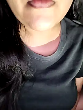 Annerae online show from February 2026 04:18:01 PM