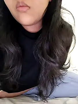 Snapshot of Annerae chatting on March 2025 10:58:02 PM Annerae online show from March 2025 10:58:02 PM