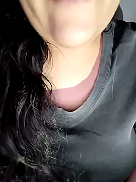 Annerae online show from February 2026 06:12:02 AM